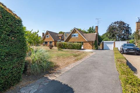 14 Meadow Hill, Purley, CR8 3HL