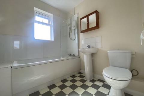 undefined, Pennyfields, Cranbrook