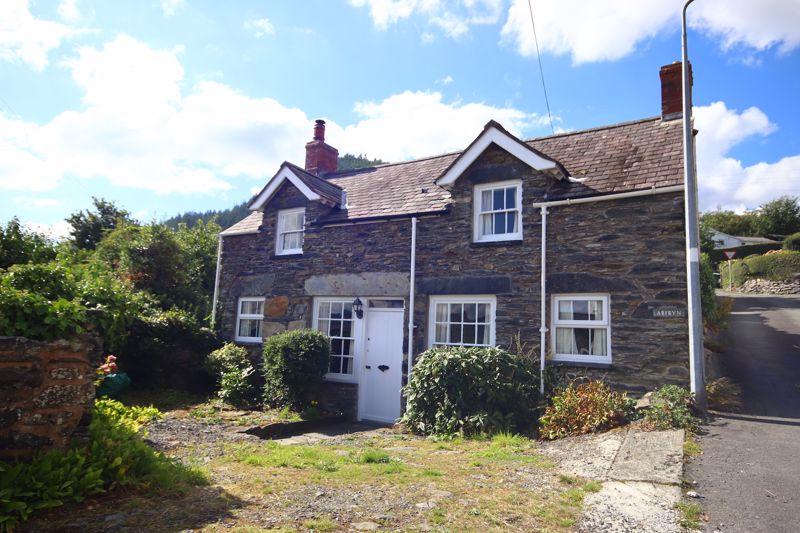 Trefriw 2 bed detached house for sale £275,000