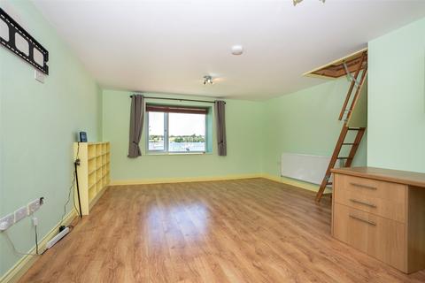 3 bedroom end of terrace house for sale - Beach Road, Y Felinheli, Gwynedd, LL56