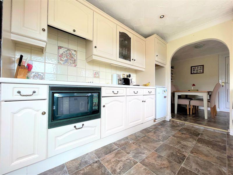 Windsor Road, Hull, HU5 3 bed semidetached house £180,000