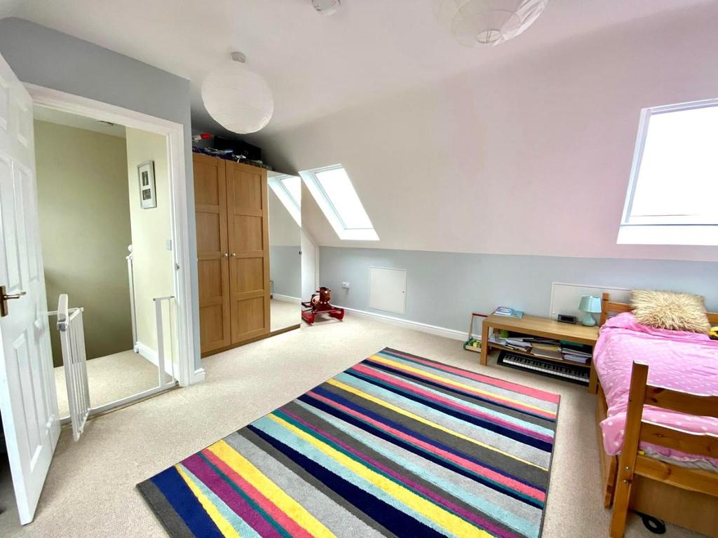 Bedroom 2.jpg