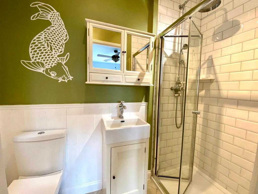 En suite.jpg