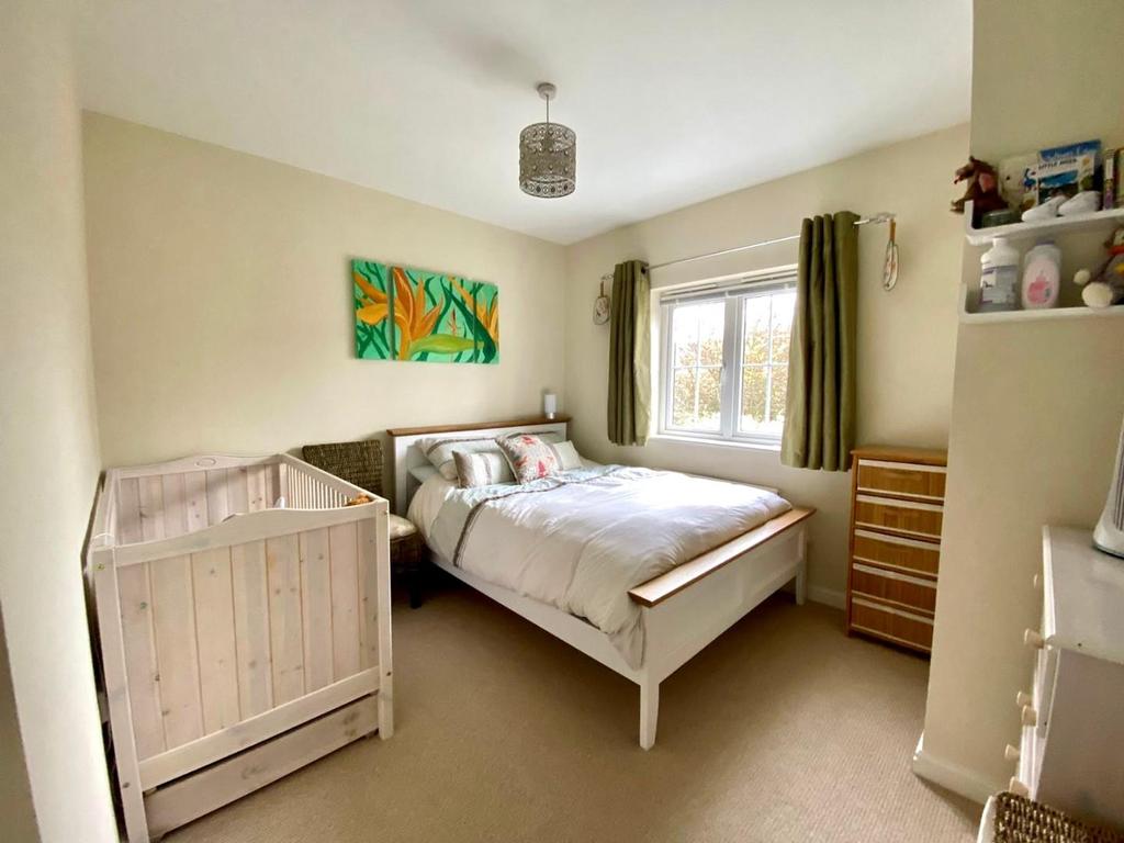 Bed 3.jpg