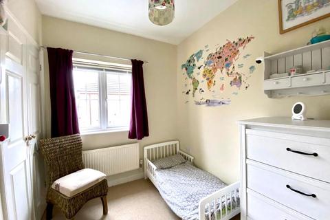 11 The Spinney, Grange Park, Northampton, NN4 5BT