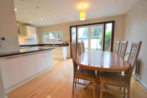 57 Pickhurst Rise, West Wickham, BR4 0AD