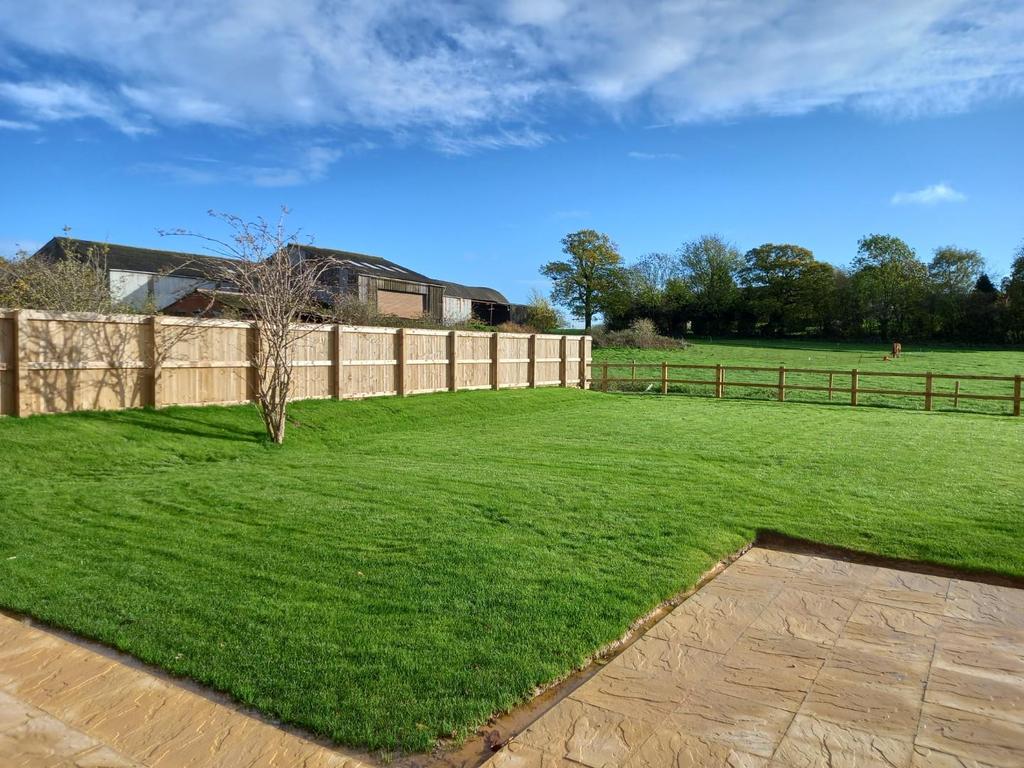 School Lane, Galley Common, Nuneaton 4 bed detached house £650,000