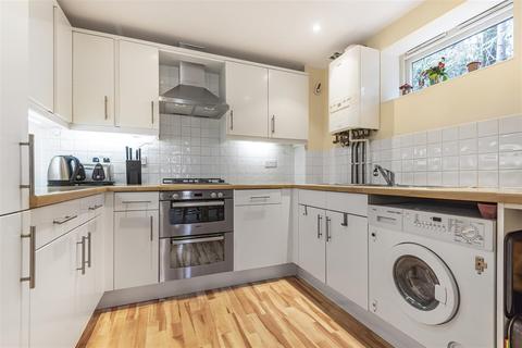2 bedroom apartment for sale - Brownlow Lodge, Brownlow Road, Reading