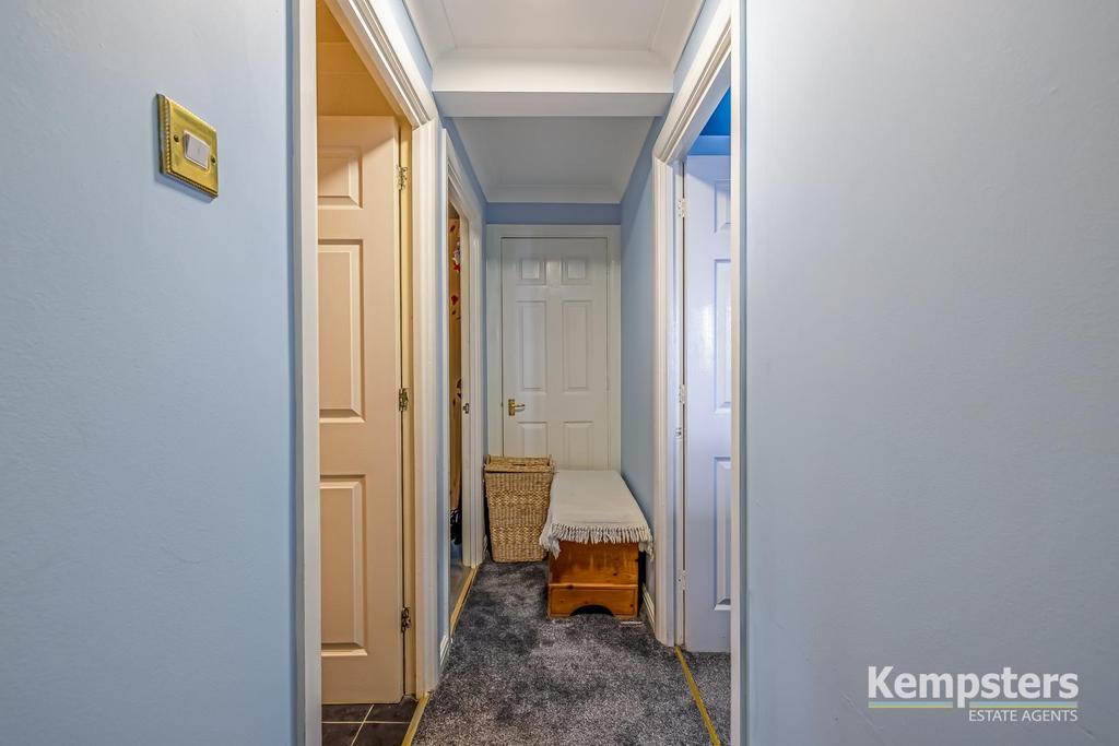 Hallway.jpg