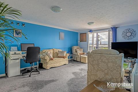 50 Astley, Grays, RM17 6UZ