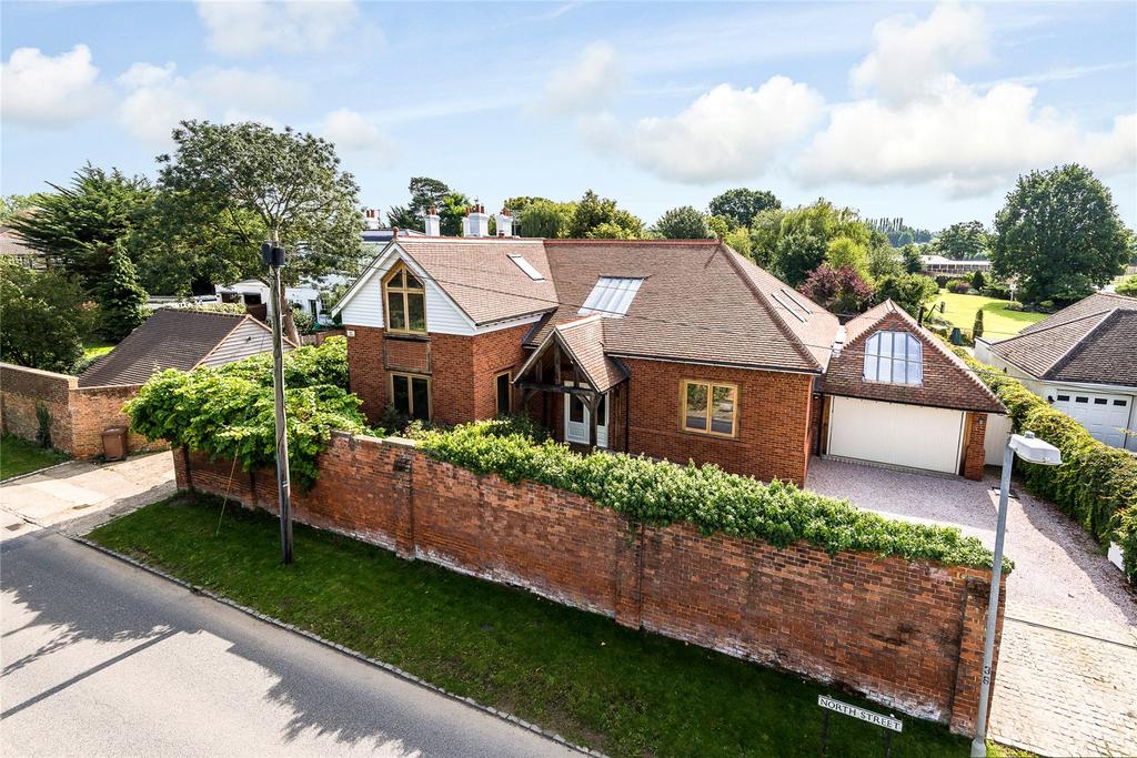North Street, Winkfield, Windsor... 4 bed detached house £1,250,000