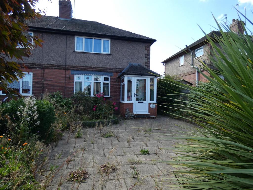 Queen Street, Cheadle, StokeOnTrent 3 bed semidetached house for