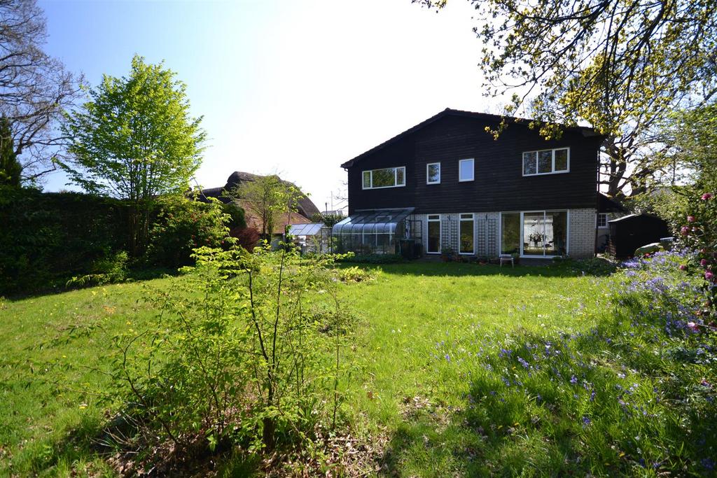 Manor Road, Verwood 4 bed detached house for sale £520,000