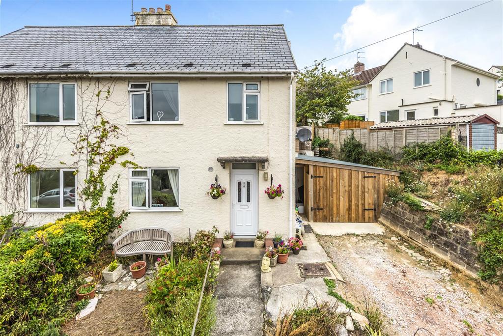 Westonfields, Totnes 2 bed semidetached house £325,000