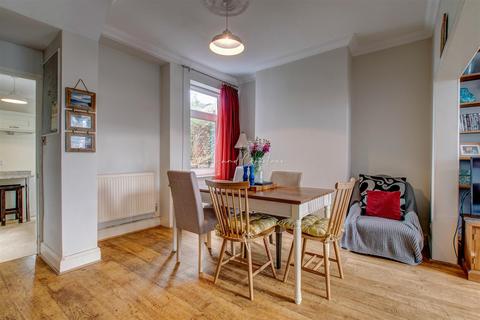 2 Anglesey Street, Cardiff, CF5 1QZ
