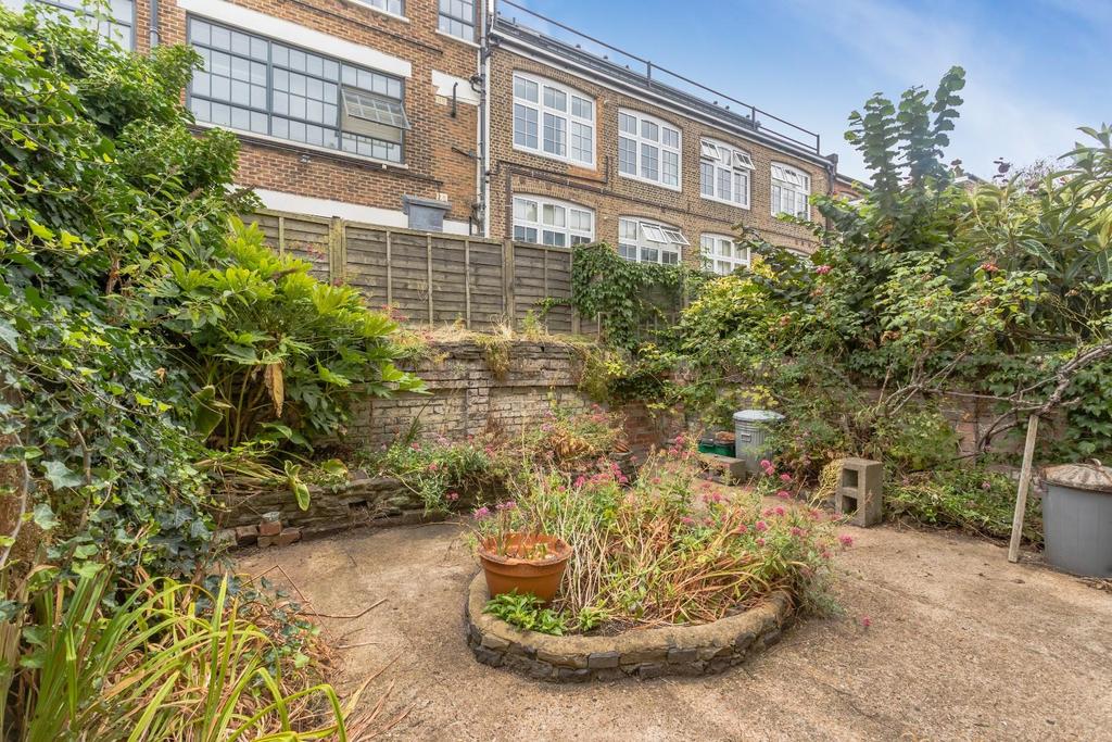 Newtown Road, Hove 5 bed house £800,000