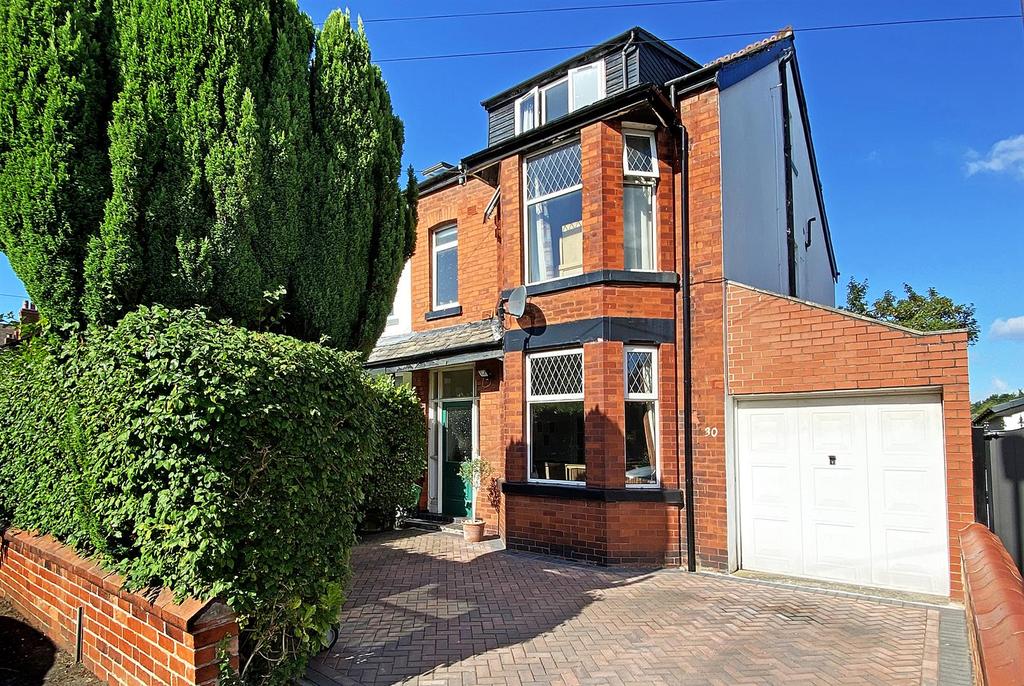 Westwood Avenue, Timperley, Altrincham 7 bed semidetached house £750,000
