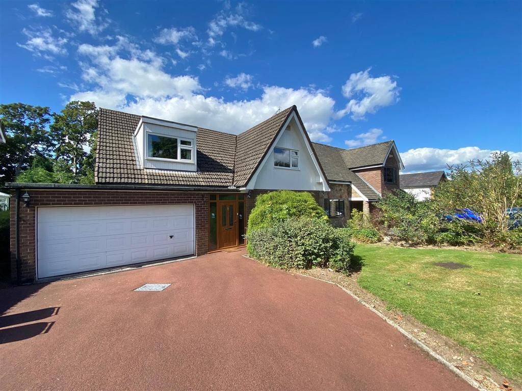 Kennedy Avenue, Macclesfield 4 bed detached house for sale £380,000