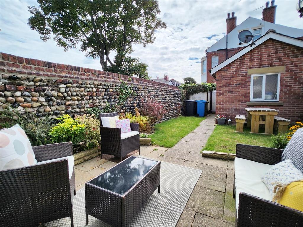 Beach Street, Lytham 3 bed semidetached house £595,000