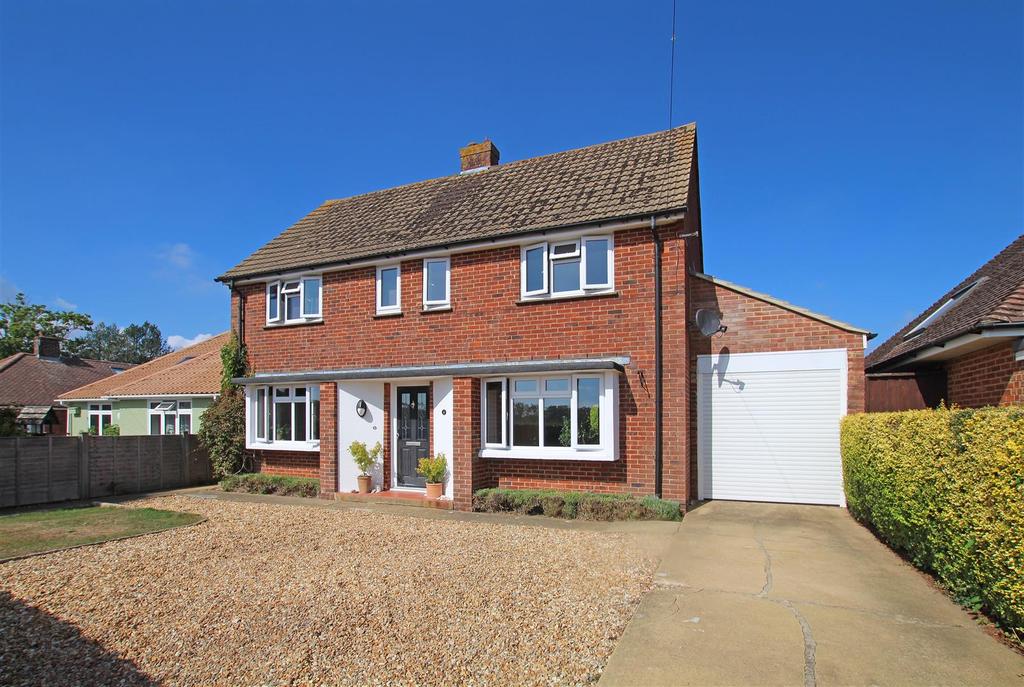 Flaxman Avenue, Chichester 4 bed detached house £925,000