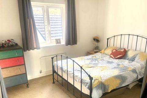 118 White Farm, Barry, CF62 9EW