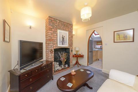 2 bedroom terraced house for sale, Station View, Nantwich