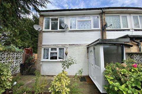 14 Waylands, Hayes, UB3 2QU