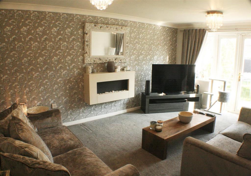 Hayfield Close, Eden Park, Hartlepool 5 bed detached house £1,100 pcm