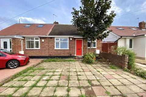 26 Douglas Crescent, Hayes, UB4 9BT