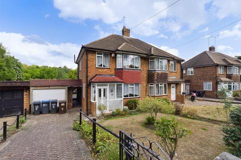 9 Chestnut Grove, South Croydon, CR2 7LL