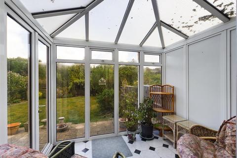 9 Chestnut Grove, South Croydon, CR2 7LL