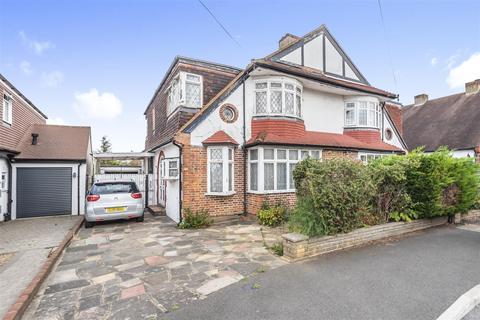 15 Bradstock Road, Epsom, KT17 2LD