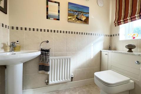 2 Chedworth Close, Walton, Peterborough, PE4 6FW