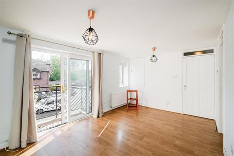 undefined, Boleyn Close, Walthamstow, E17