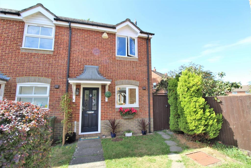 Banbury Road, Lighthorne, Warwick 2 bed end of terrace house £210,000