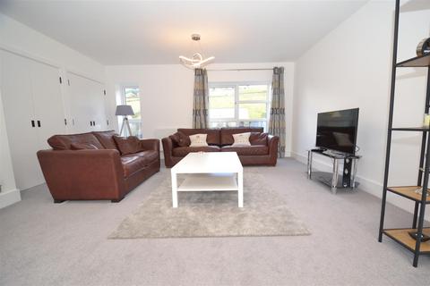 72 River View, Haworth, Keighley, BD22 8SB