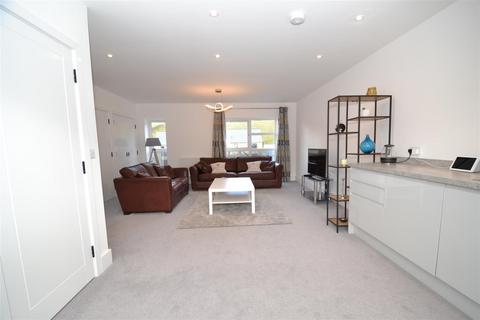 72 River View, Haworth, Keighley, BD22 8SB
