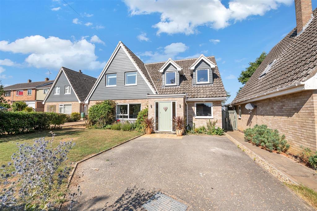 Woodland Close, Risby 4 bed detached house for sale £595,000