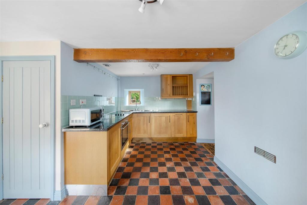 Kitchen/dining area