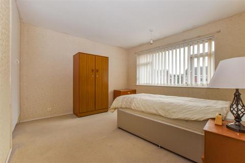 8 Springdale Close, Willerby, Hull, HU10 6RE