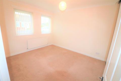 71 Blagdon Drive, Blyth, NE24 3NA
