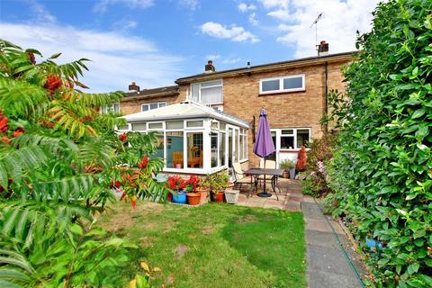 118 Long Walk, Epsom, KT18 5TU