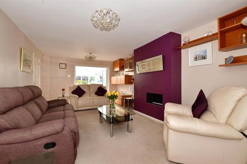 118 Long Walk, Epsom, KT18 5TU