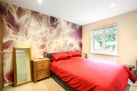 39 Harrow Down, Winchester, SO22 4LZ
