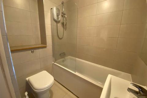 1 bedroom apartment to rent, Simmonds Close, Bracknell, Berkshire, RG42