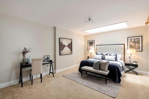 2 bedroom flat for sale, Clanricarde Gardens, London, W2