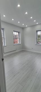 2 bedroom flat to rent, Wolverhampton Street, Dudley, West Midlands