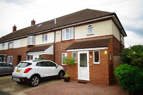 98 Kingston Crescent, Ashford, TW15 3NE