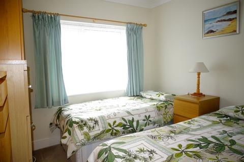 98 Kingston Crescent, Ashford, TW15 3NE