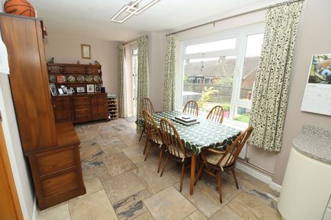 4 bedroom link detached house for sale, Hill View, Sherington, Newport Pagnell